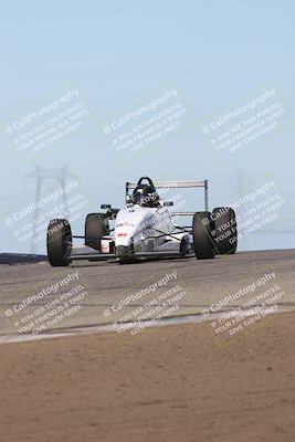 media/Oct-26-2025-CalClub SCCA (Sun) [[8ce1e69566]]/Group 3/Grapevine/